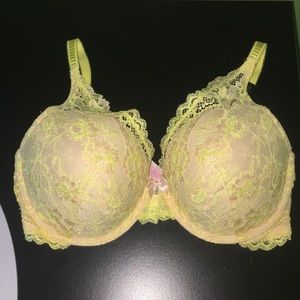 Victoria Secret Bras 34 DD